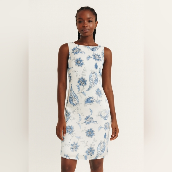 American Living Pink Flowers White Sleeveless Knee-Length Dress - Size 4 - Picture 1 of 6